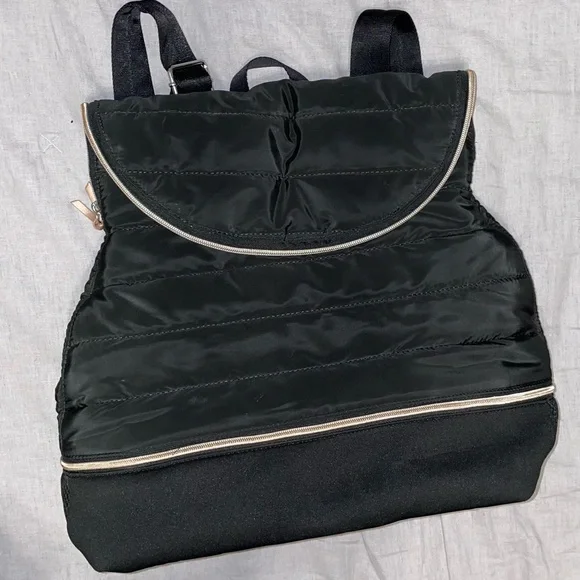 Stella and Dot Crush it backpack s-l400.jpg main image 3